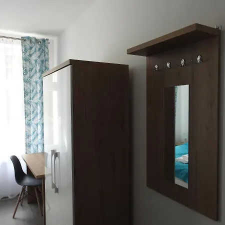 בית אירוח Dobranocka שצ'קלארסקה פוראובה